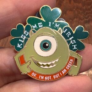 DISNEY Pin St Patrick’s Day Mike Wazowski Kiss Me I’m Irish circa 2003